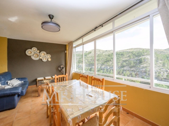 Calle Balcon del Jucar, 02248