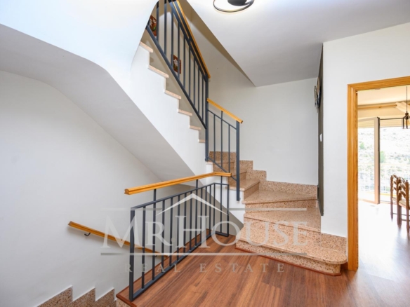 Calle Balcon del Jucar, 02248