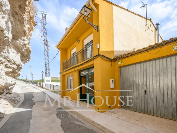 Calle Balcon del Jucar, 02248