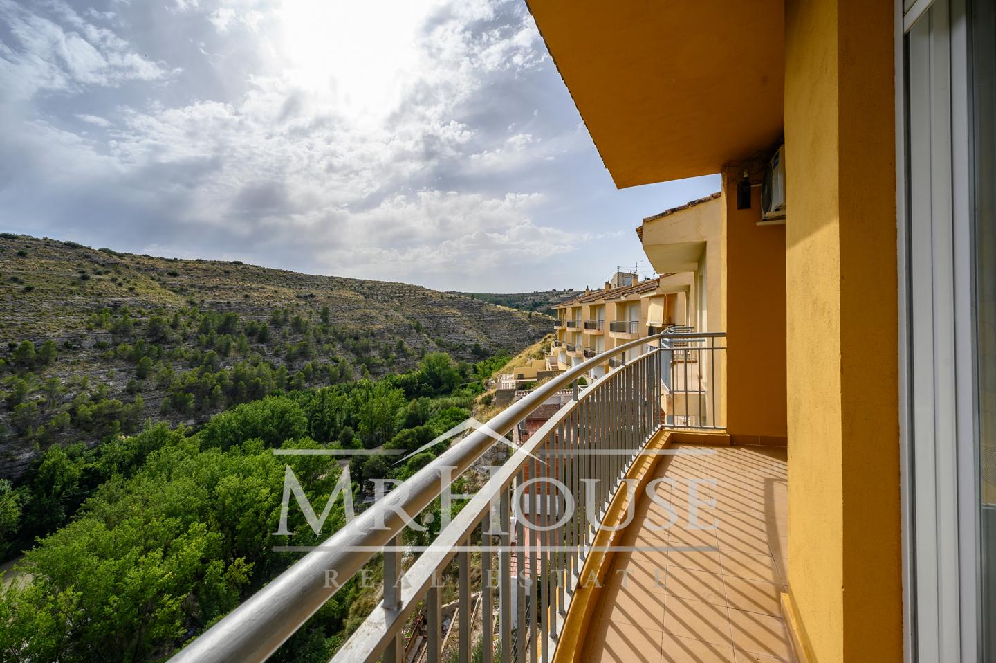 Calle Balcon del Jucar, 02248