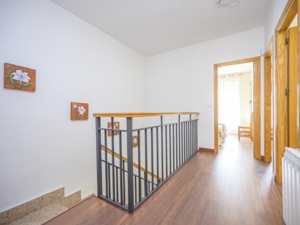 Calle Balcon del Jucar, 02248