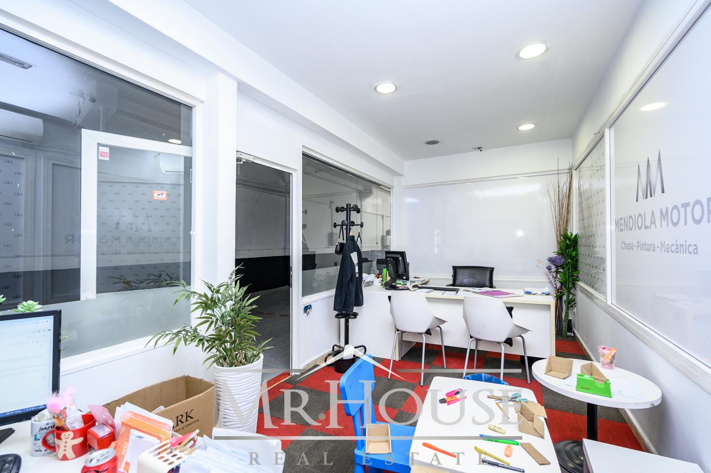 Calle Cormoranes, 28320