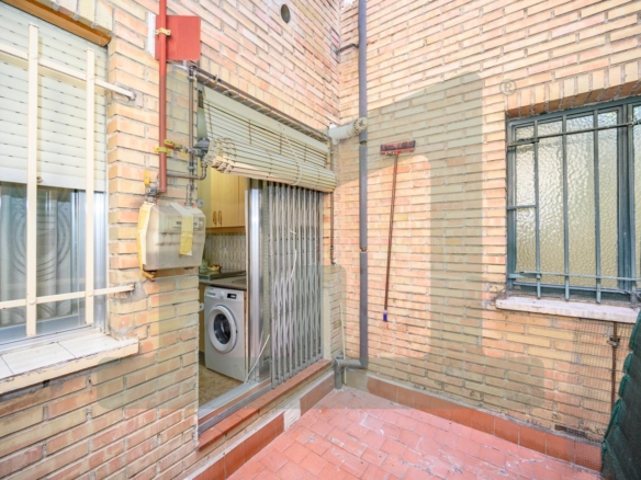 Calle Padilla, 28982