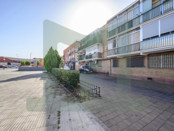 Calle Padilla, 28982