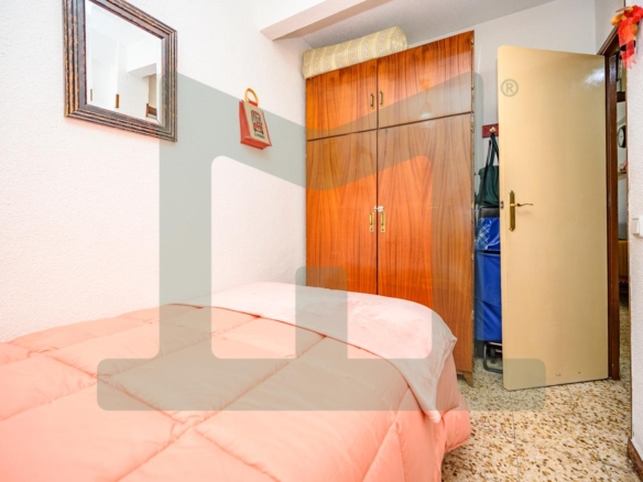 Calle Padilla, 28982