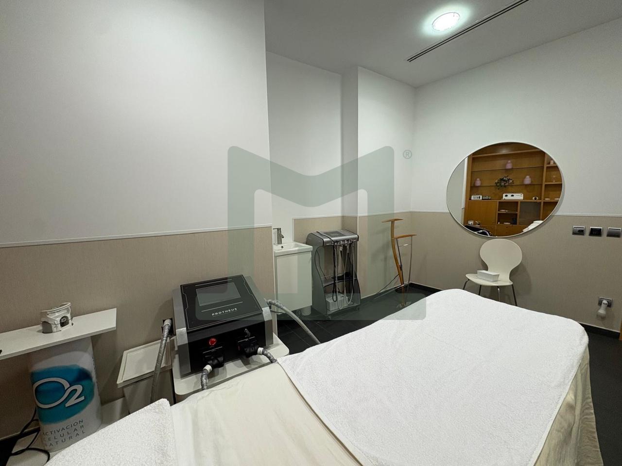 Calle de las Avispas, 45200